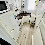 ¡Centrico, Moderno Y Luminoso!